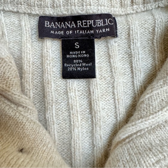 Banana Republic beige ribbed wool sweater in men’s size small - Picture 4 of 4